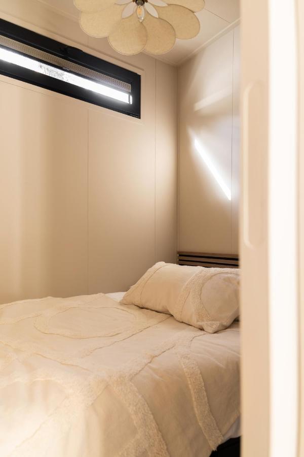 Luxe Tiny House Stec Midden Op De Veluwe In Nunspeet Villa Buitenkant foto